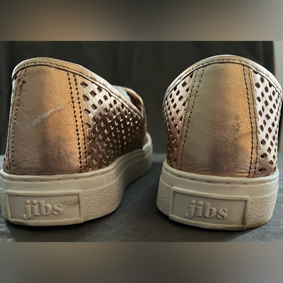 Jibs Classic Rose Gold Diamond Perforated Leather, Natural Cork Slip-Ons; Size 7 - Picture 11 of 11